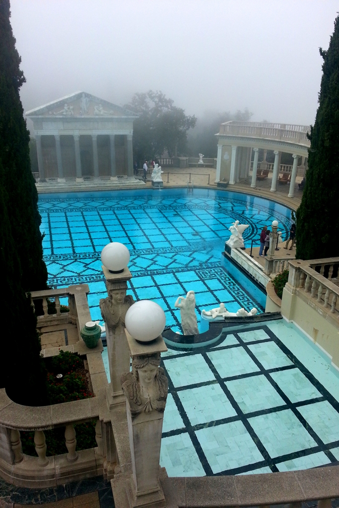 mist zwembad hearst castle amerika Mist bij het zwembad van Hearst Castle in de Verenigde Staten