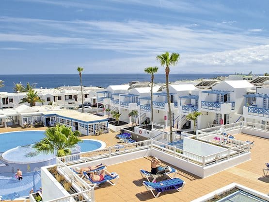 Zwembaden in Atlantis Las Lomas in Puerto del Carmen, Lanzarote