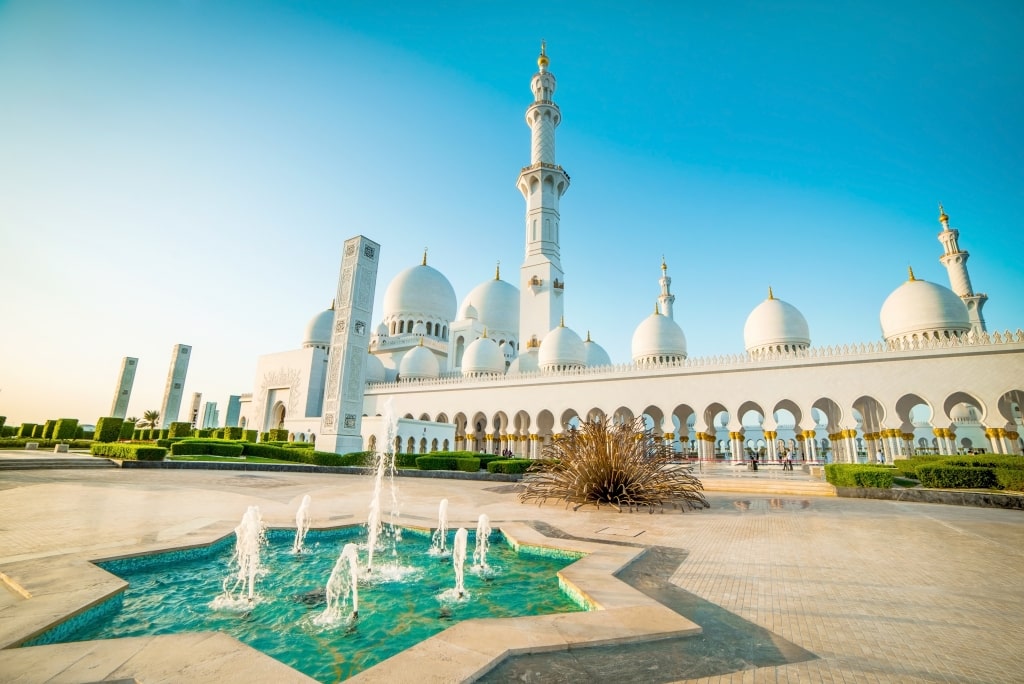 sjeik zayed moskee abu dhabi verenigde arabische emiraten Sjeik Zayed-moskee in Abu Dhabi, Verenigde Arabische Emiraten