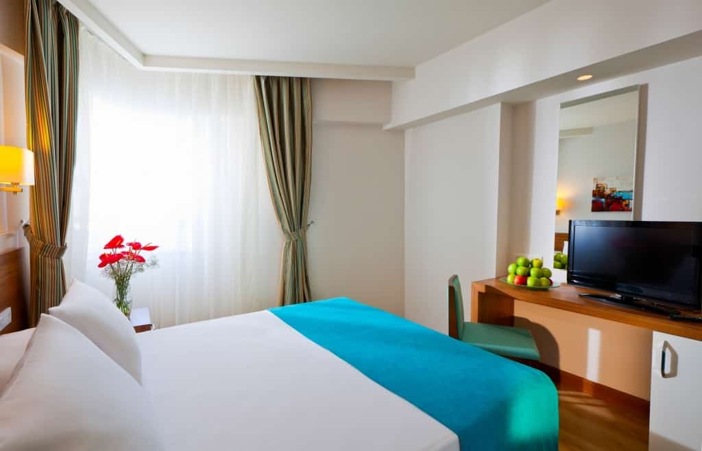 hotelkamer grand park lara antalya turkije Hotelkamer van Hotel Grand Park Lara in Antalya, Turkije