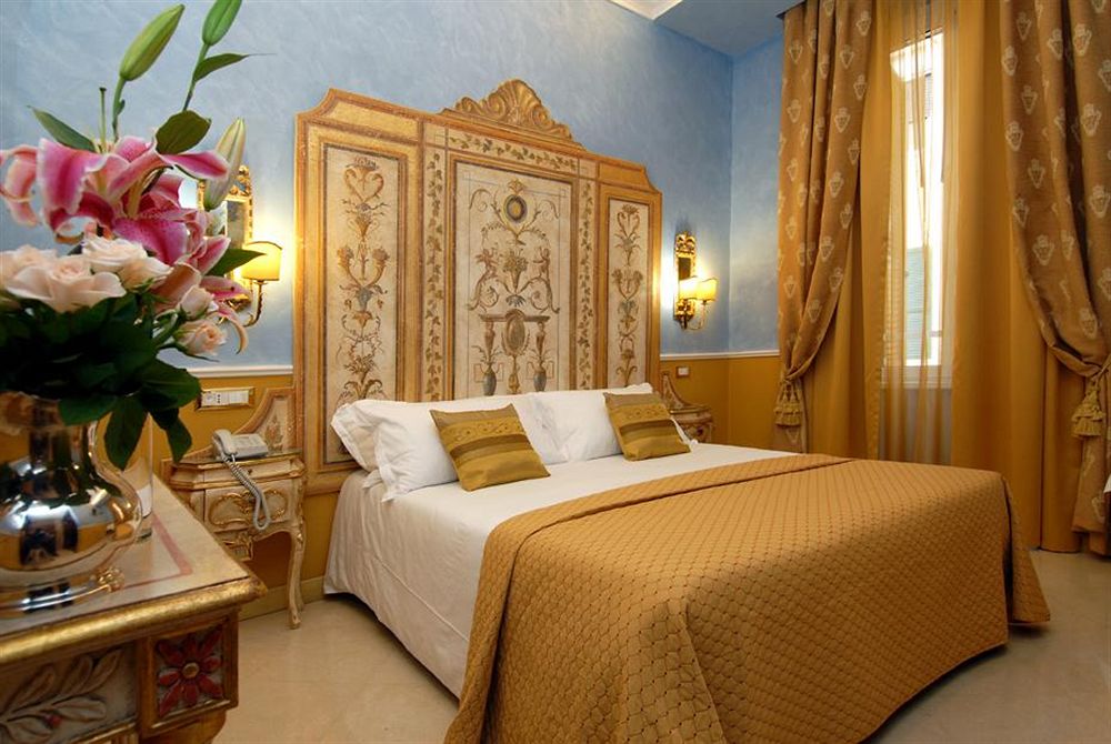hotelkamer hotel romanico palace in rome italie Hotelkamer van Hotel Romanico Palace in Rome, Italië