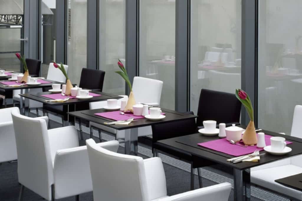 restaurant design hotel merrion in praag tsjechie Restaurant van Design Hotel Merrion in Praag, Tsjechië