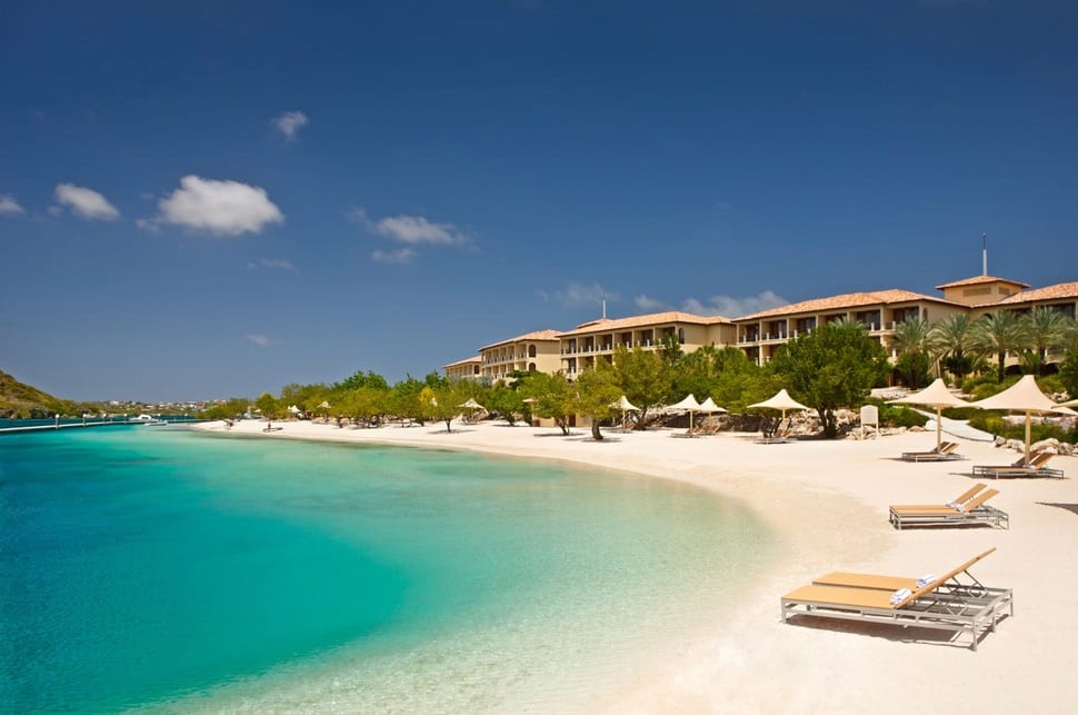 strand santa barbara beach golf resort in jan thiel baai curacao Strand van Santa Barbara Beach & Golf Resort in Jan Thiel Baai, Curaçao
