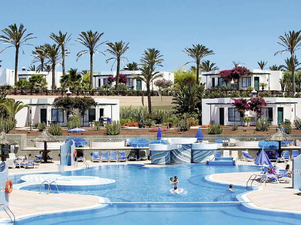 Bungalows en zwembad van Club Playa Blanca in Playa Blanca, Lanzarote