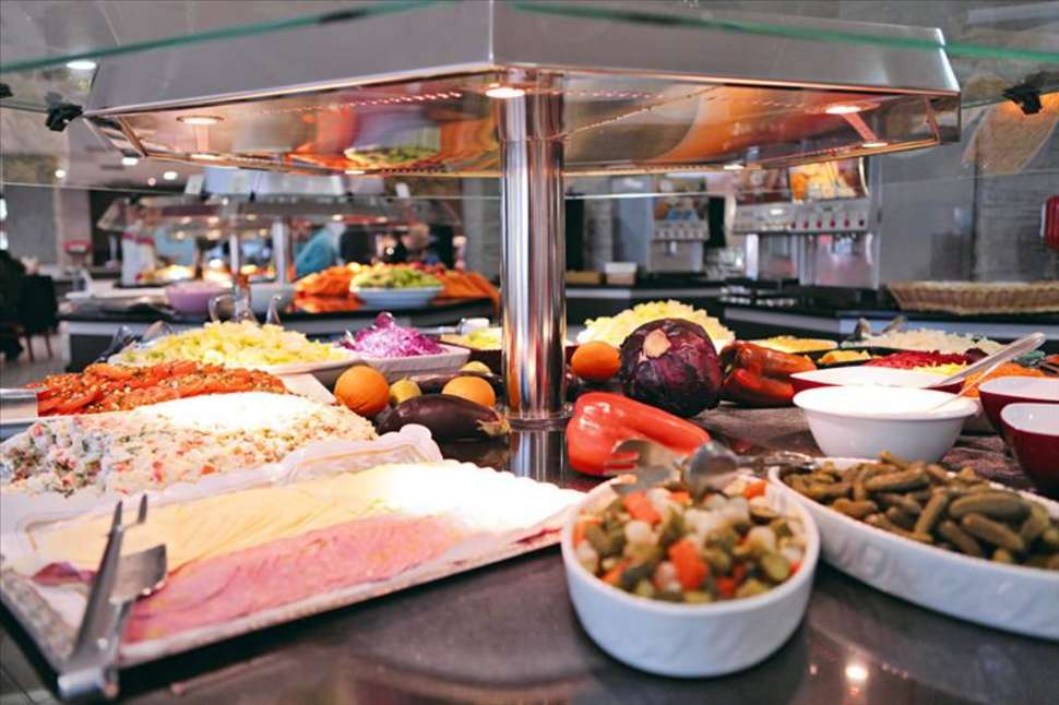 eten azuline bergantin in san antonio ibiza Eten van Azuline Bergantin in San Antonio, Ibiza