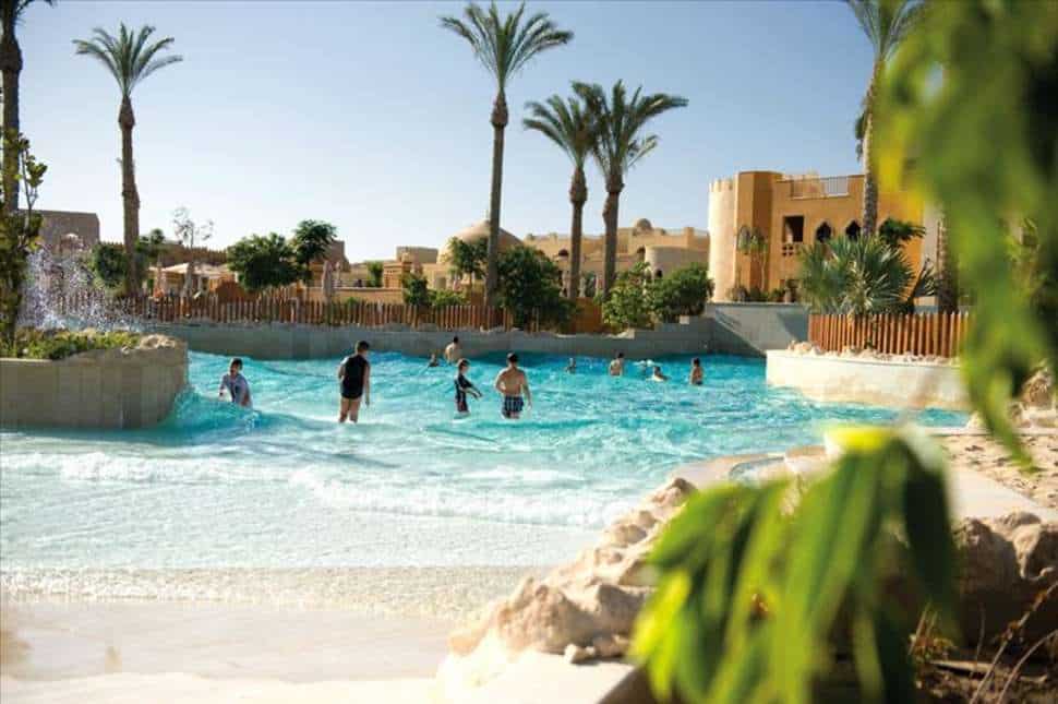Golfslagbad van Sunwing Waterworld Makadi in Hurghada, Egypte