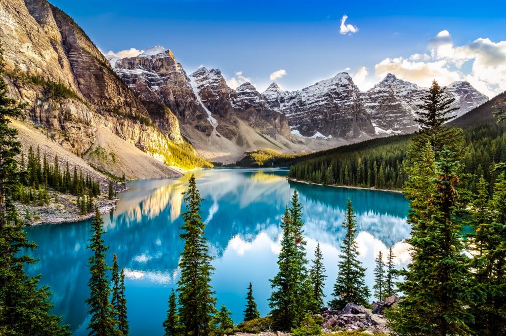 moraine lake in canada Moraine Lake in Canada