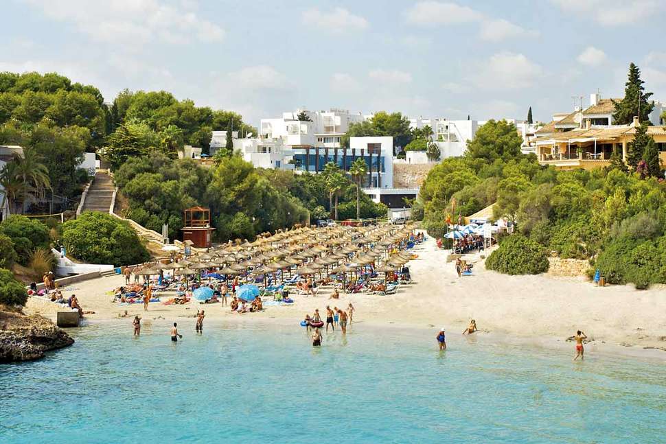 strand ferrera blanca hotel in cala dor mallorca Strand van Ferrera Blanca hotel in Cala d'Or, Mallorca