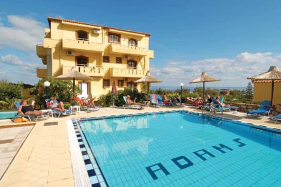 Zwembad van Adams Appartementen in Chersonissos, Kreta