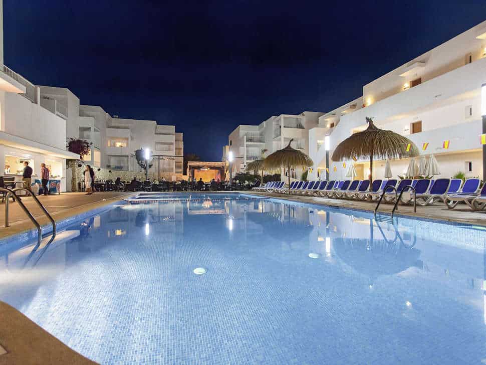 zwembad ferrera blanca hotel in cala dor mallorca Zwembad van Ferrera Blanca hotel in Cala d'Or, Mallorca