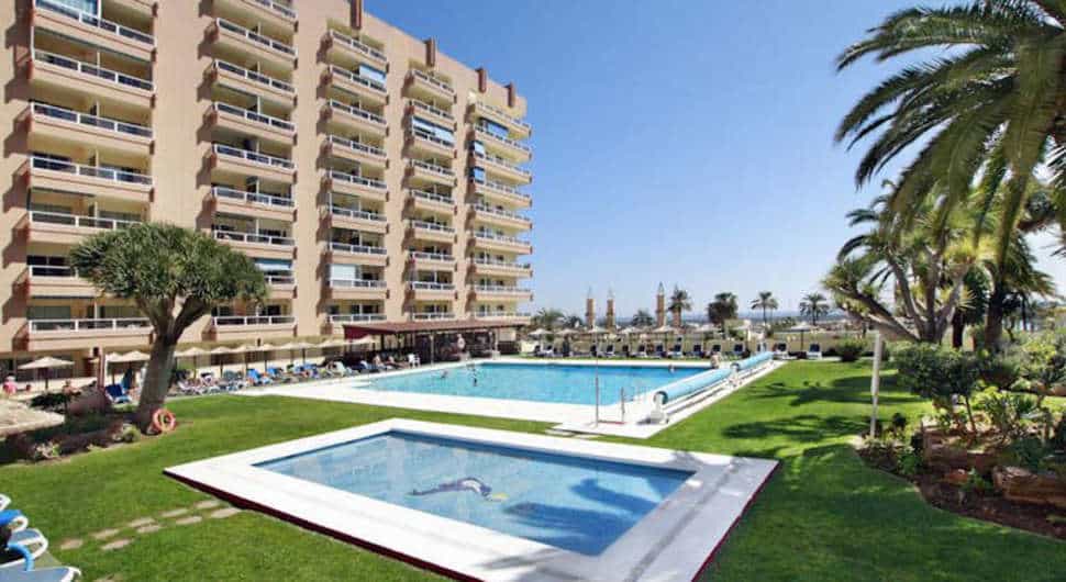 zwembaden hotel pyr fuengirola in fuengirola spanje Zwembaden van Hotel Pyr Fuengirola in Fuengirola, Spanje