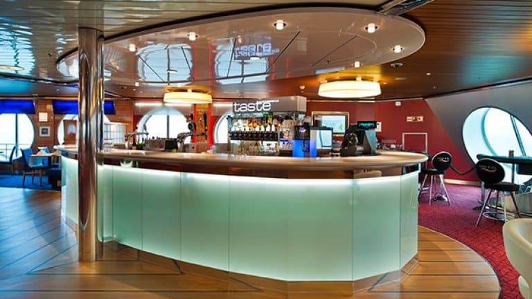 Bar stena hollandica londen verenigd koninkrijk Bar Stena Hollandica in Londen, Verenigd Koninkrijk