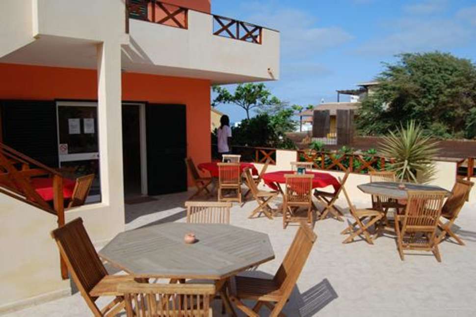 Terras Ponta Preta Hotel Santa Maria Kaapverdie Terras van Hotel Ponta Preta in Santa Maria, Kaapverdië
