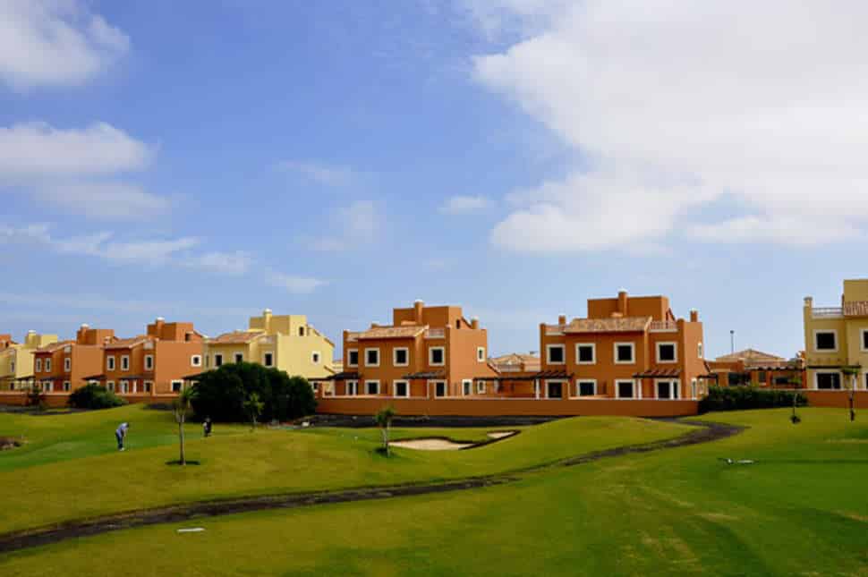 golfbaan villas mirados de lobos corralejo fuerteventura Villa met uitzicht op de golfbaan van Villas Mirador de Lobos