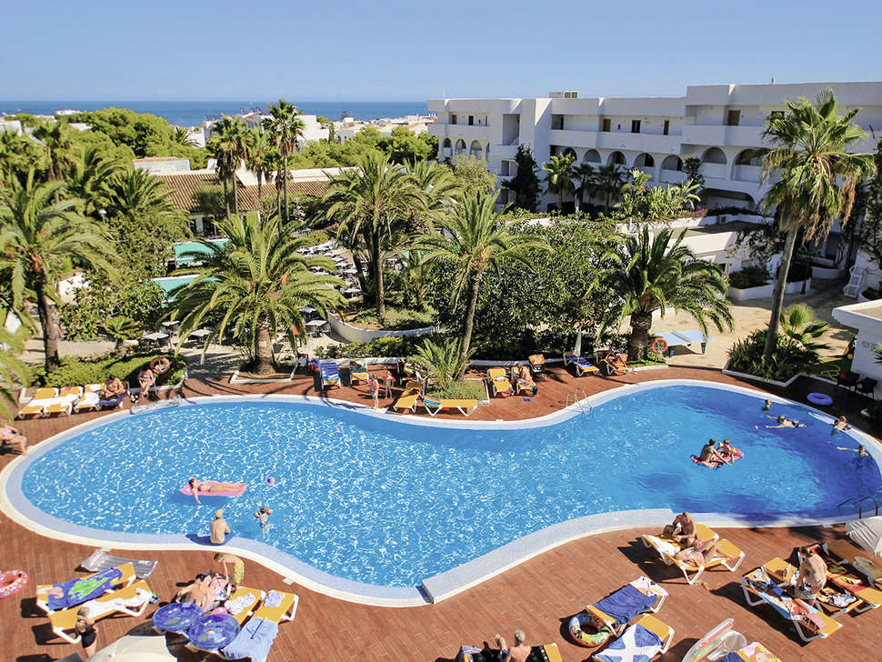 zwembad aparthotel es bolera ses cases cala dor mallorca Zwembad van Aparthotel Es Bolera / Ses Cases in Cala d'Or, Mallorca