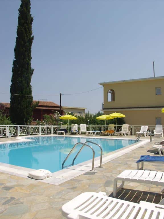 zwembad dimitra apartments gouvia corfu Zwembad van Dimitra Apartments in Gouvia, Corfu