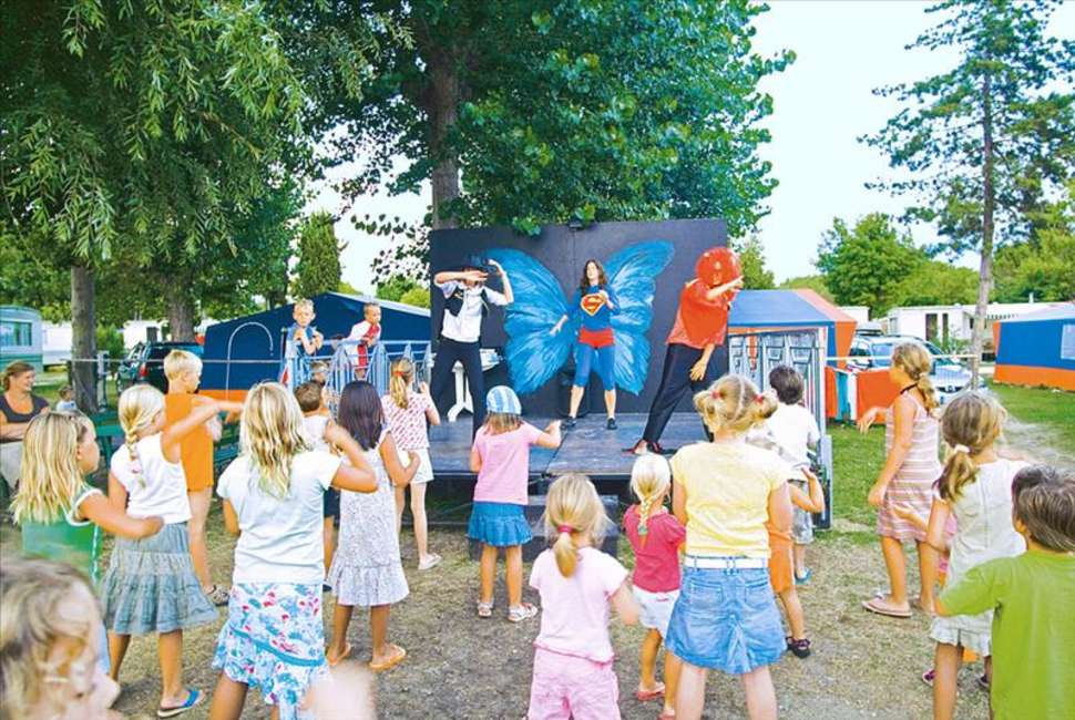 kinderanimatie butterfly camping village peschiera del garda italie Kinderanimatie op de Butterfly Camping Village in Peschiera del Garda, Italië