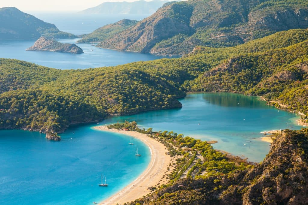 Strand van Oludeniz in Turkije
