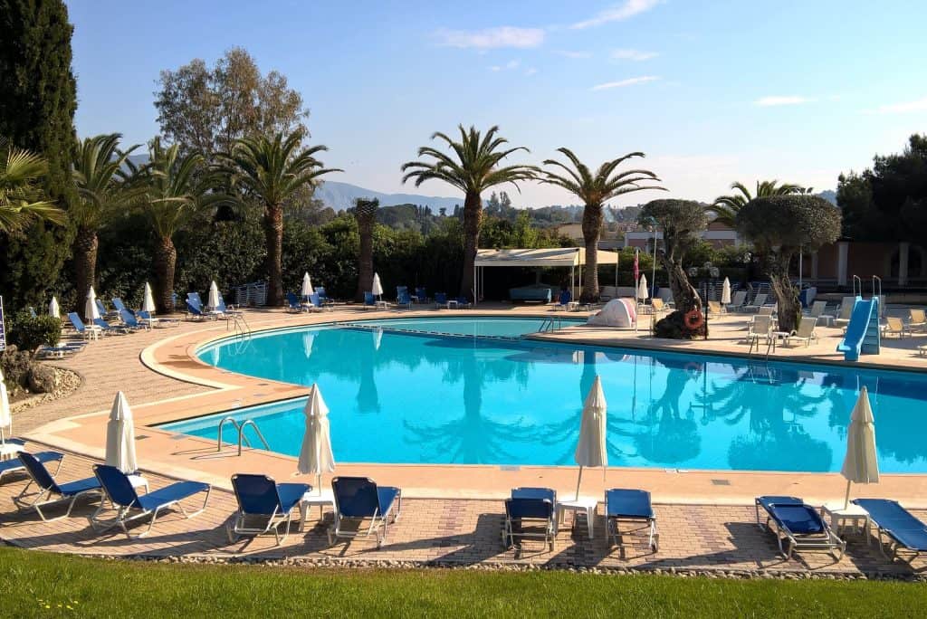 Zwembad van Park Hotel in Gouvia, Corfu