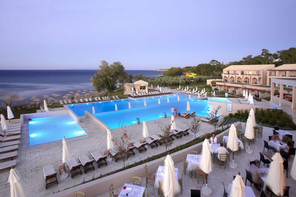 zwembaden atlantica eleon grand resort en spa tsilivi zakynthos Zwembaden van Atlantica Eleon Grand Resort en Spa in Tsilivi, Zakynthos