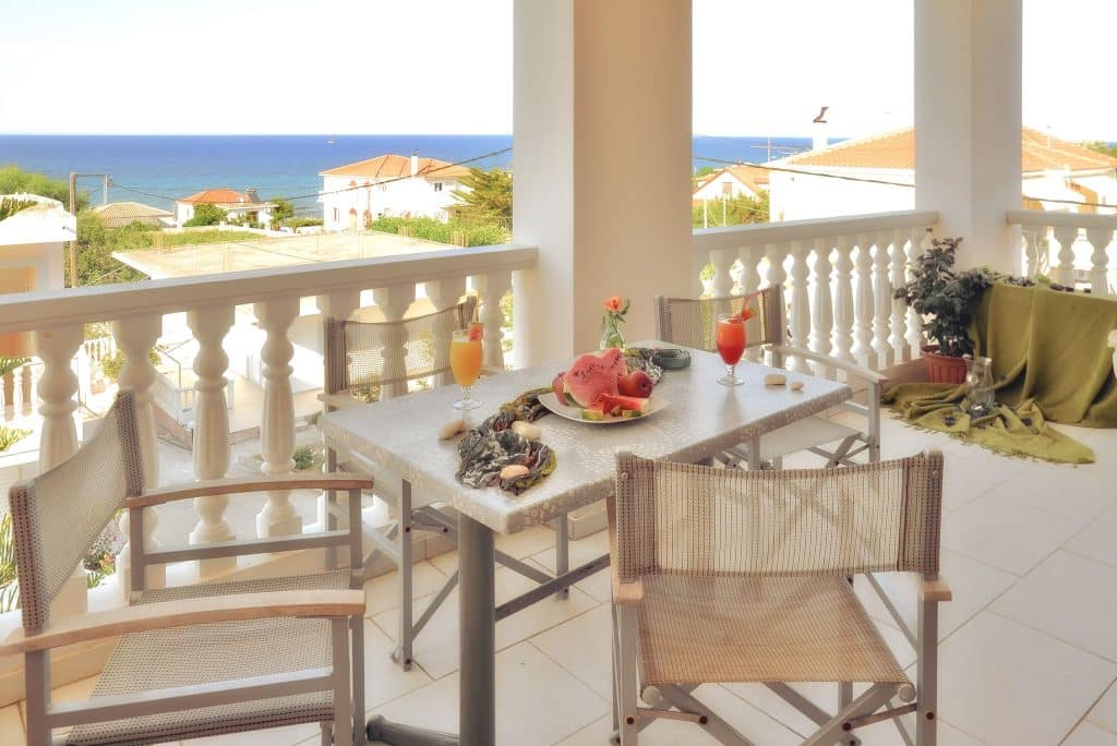 balkon belussi beach tragaki zakynthos Balkon van hotel Belussi Beach in Tragaki, Zakynthos