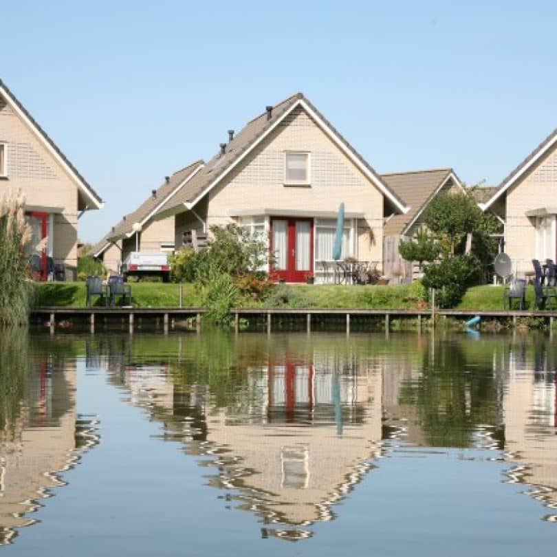Bungalow van Bungalowpark Zuiderzee in Medemblik, Noord-Holland