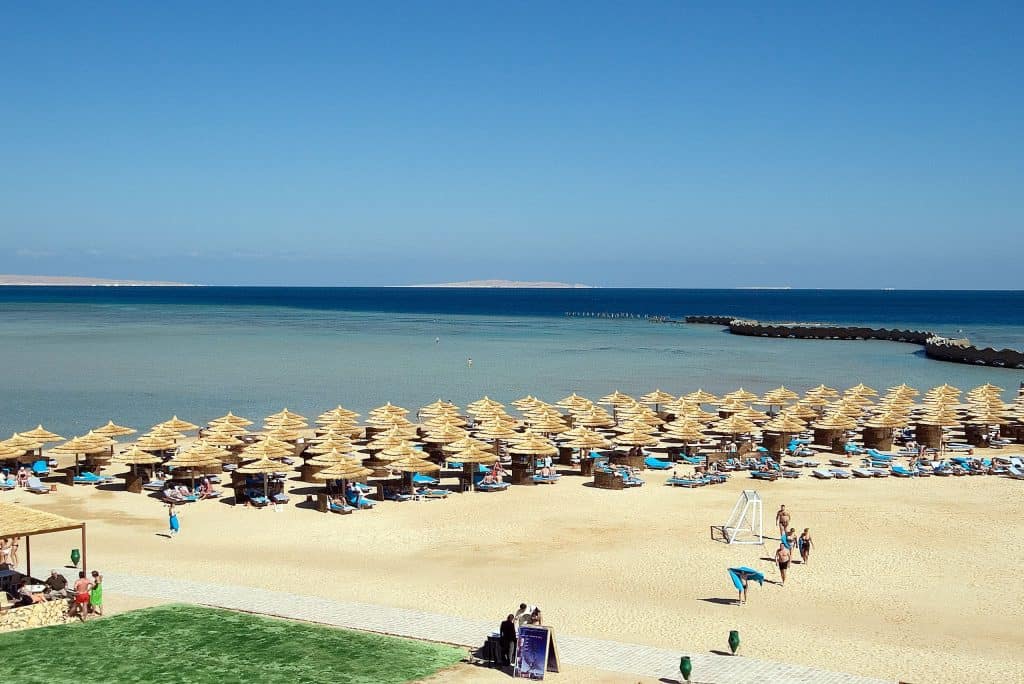 Strand van All Inclusive Titanic Palace en Aquapark  in Hurghada, Egypte