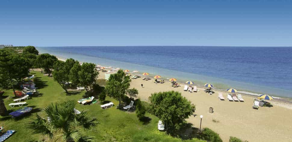 strand dandrea mare beach resort in trianda rhodos Strand van D'Andrea Mare Beach Resort in Trianda, Rhodos