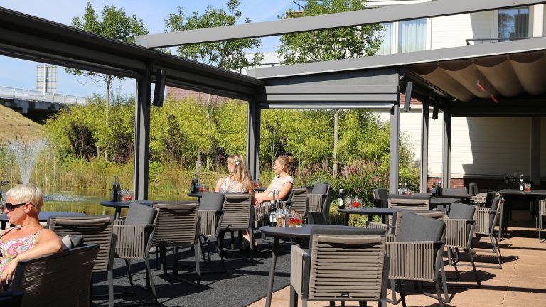 terras amadore hotel restaurant kamperduinen in kamperland zeeland Terras in Amadore Hotel Restaurant Kamperduinen in Kamperland, Zeeland