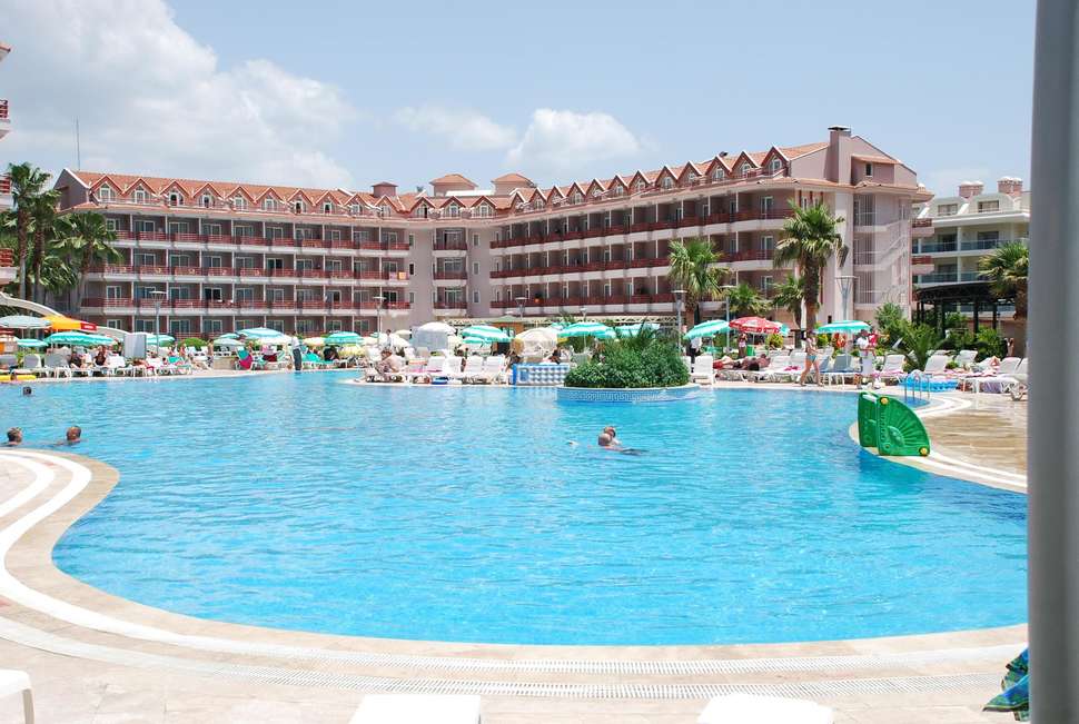 zwembad green nature resort en spa in marmaris turkije Zwembad van Green Nature Resort & Spa in Marmaris, Turkije