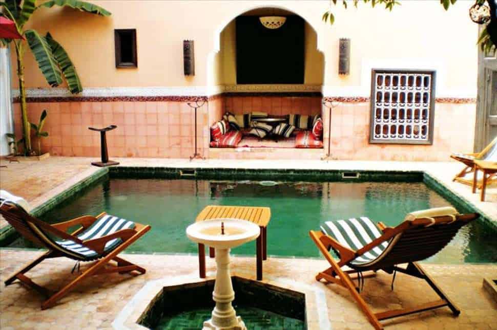 Zwembad van Riad Barroko in Marrakech, Marokko