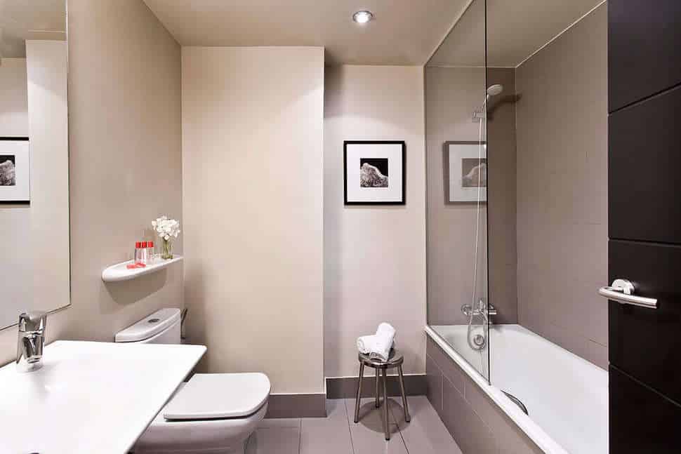 badkamer hotel medium valencia in valencia spanje Badkamer van Hotel Medium Valencia in Spanje