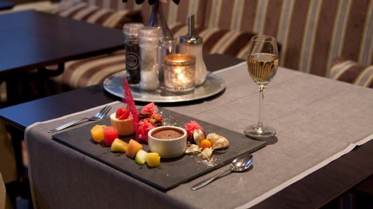 dineren hotel de jonge assen drenthe Dineren in het Restaurant van Best Western City Hotel de Jonge in Assen, Drenthe