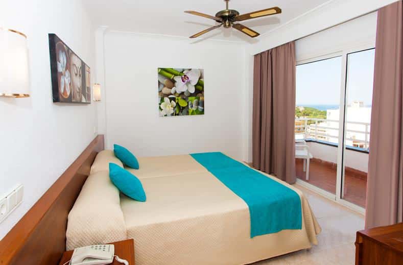 hotelkamer hotel kilimanjaro in el arenal mallorca Hotelkamer van Hotel Kilimanjaro in El Arenal, Mallorca