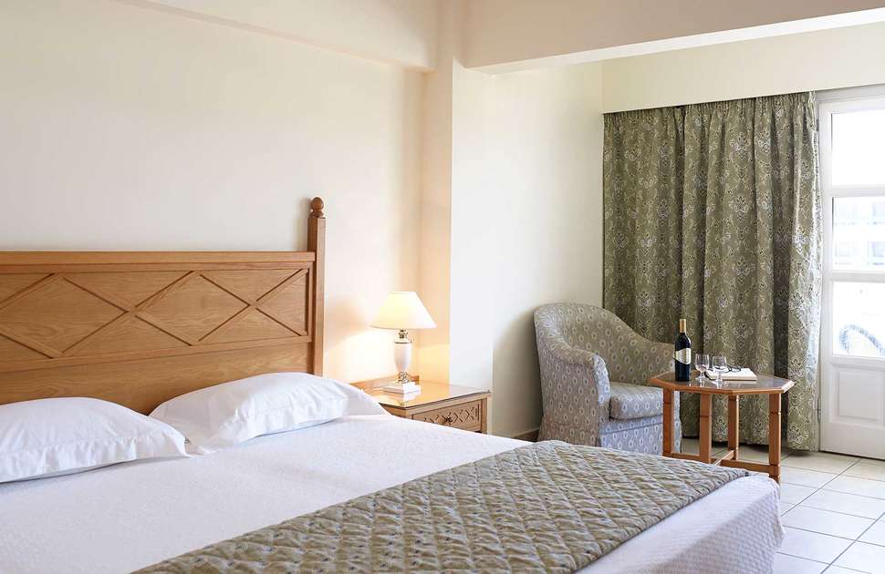 hotelkamer mitsis petit palais in rhodos stad griekenland Hotelkamer van Mitsis Petit Palais in Rhodos-Stad, Griekenland