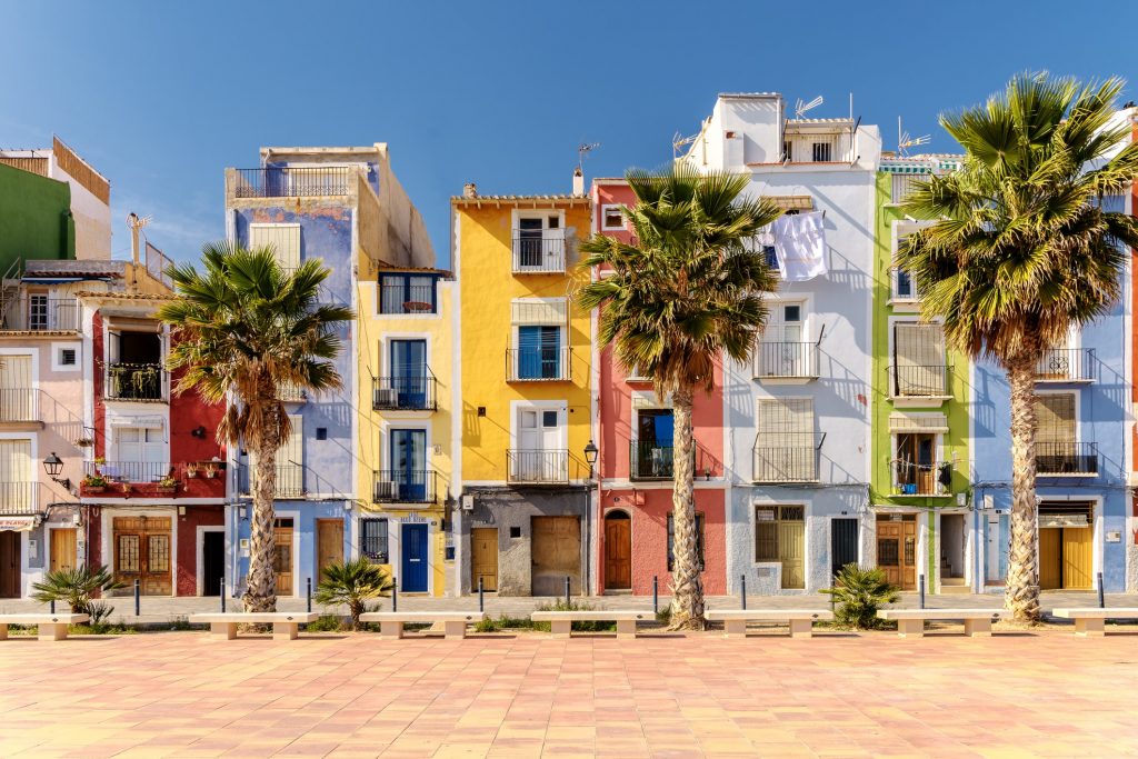 Villajoyosa benidorm spanje Kleurrijke huizen in Villajoyosa, Spanje