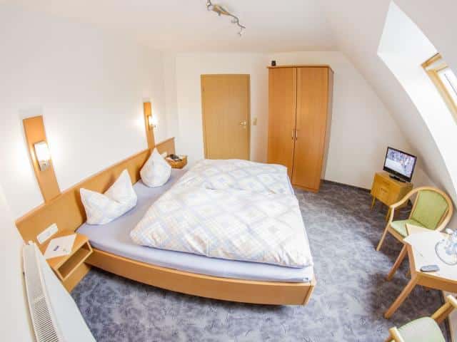 hotelkamer landgasthof wullner in winterberg duitsland Hotelkamer van Landgasthof Wüllner in Winterberg, Duitsland