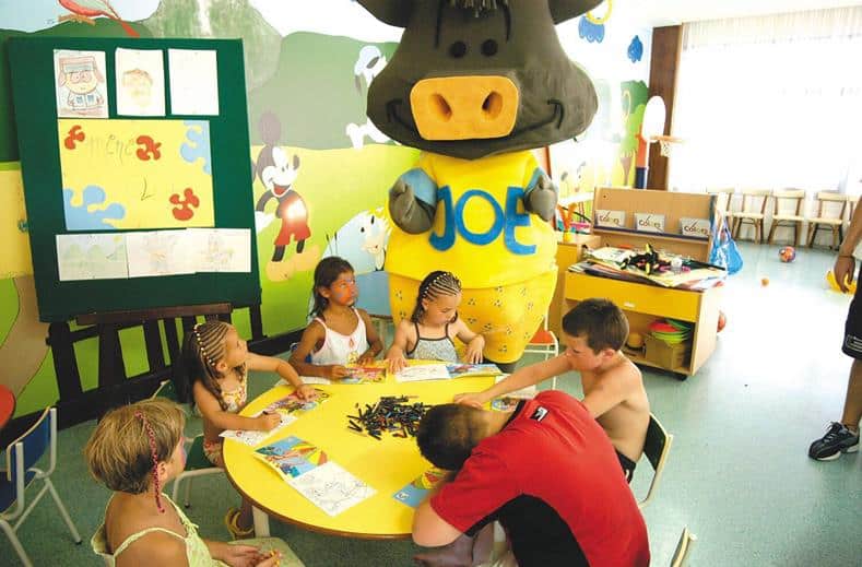 kidsclub hotel evenia olympic park in lloret de mar spanje Kidsclub van Hotel Evenia Olympic Park in Lloret de Mar, Spanje