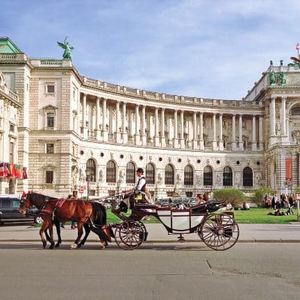 Renaissance Schönbrunn  in Wenen, Oostenrijk