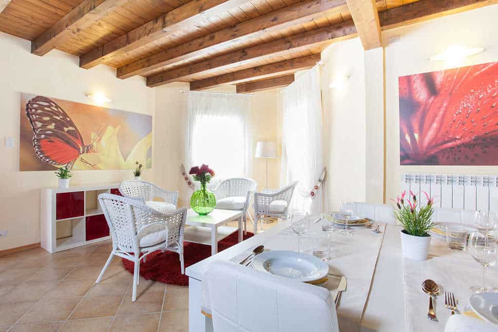 Keuken van een villa van Case Vacanze Pinonero in San Severino Marche, Italië