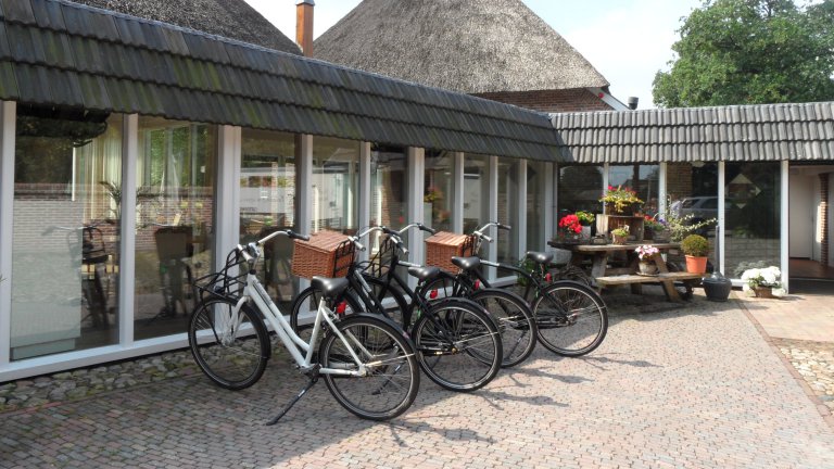 fietsverhuur buitenherberg ter linde in zuidwolde drenthe Fietsverhuur van Buitenherberg ter Linde in Zuidwolde, Drenthe