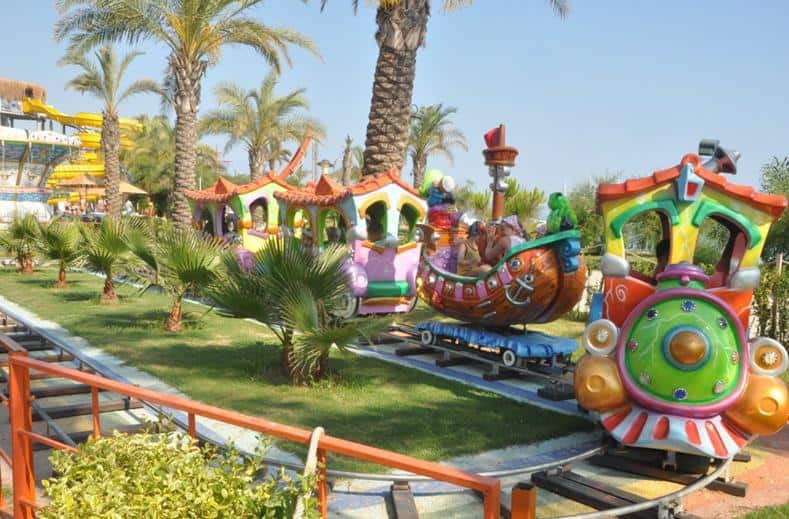 Kermis van Long Beach Resort en Spa in Alanya, Turkije