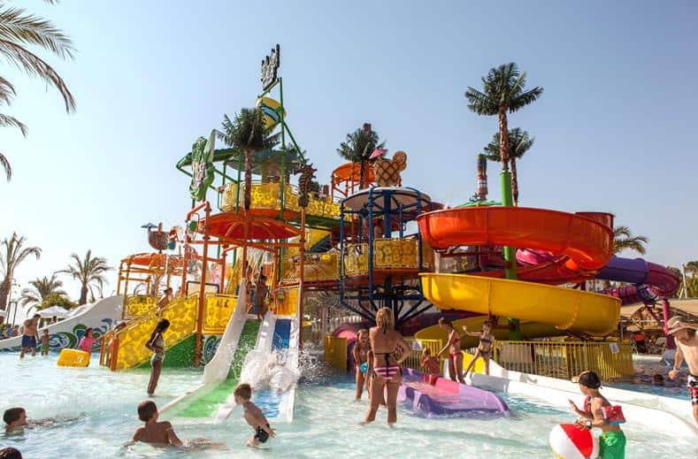 Kinderbad van Long Beach Resort en Spa in Alanya, Turkije