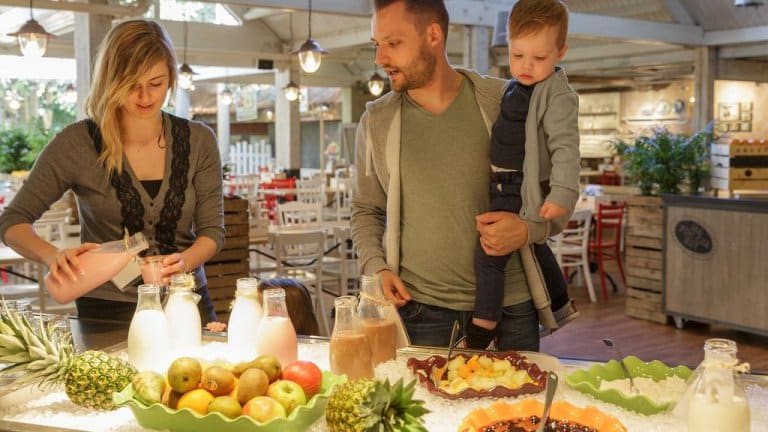 ontbijt center parcs de huttenheugte in dalen drenthe Ontbijt van Center Parcs de Huttenheugte in Dalen, Drenthe