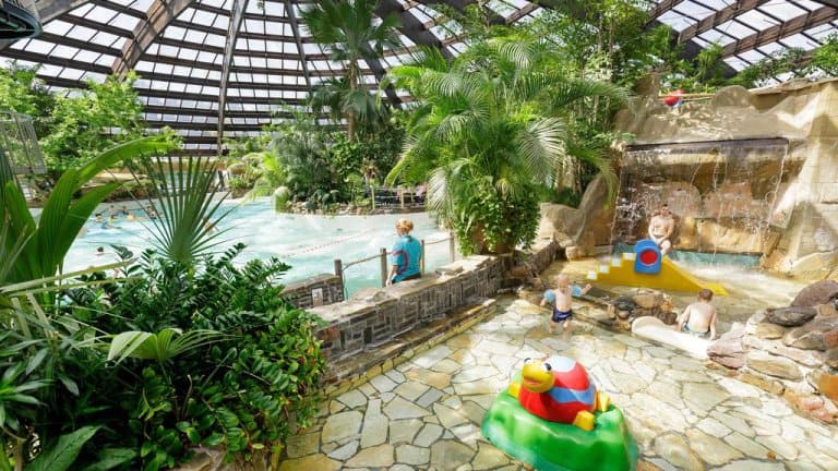 subtropisch zwemparadijs center parcs de kempervennen in valkenswaard noord brabant Subtropisch zwemparadijs van Center Parcs de Kempervennen in Noord-Brabant