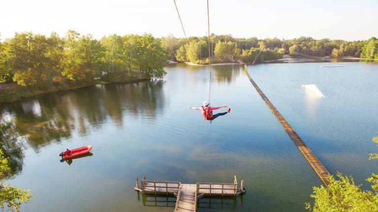 Zipline van Center Parcs de Kempervennen in Valkenswaard, Noord-Brabant