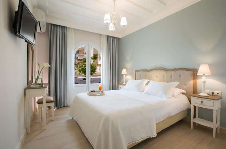 hotelkamer hotel lefko in nidri lefkas Griekenland Hotelkamer van Hotel Lefko in Nidri, Lefkas