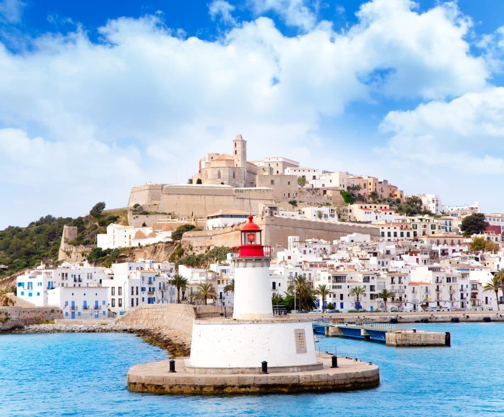 iStock 147881760 Uitzicht over Ibiza stad in Spanje