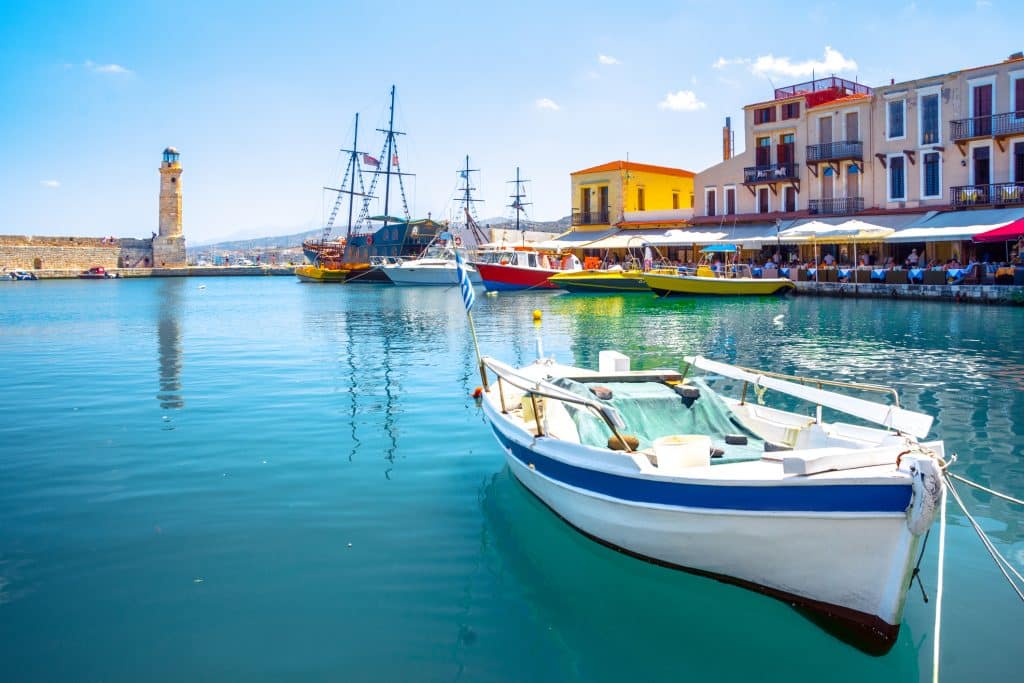 iStock 845714852 Oude venetiaanse jachthaven in Rethymnon op Kreta, Griekenland