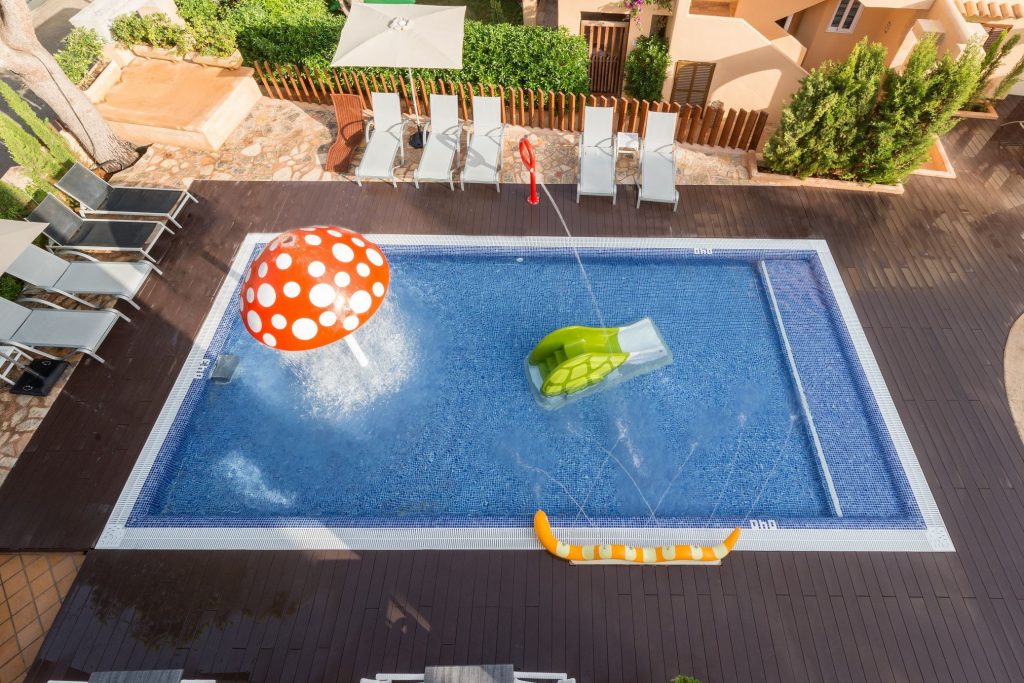 kinderbad bon aire appartementen in cala dor mallorca Kinderbad van Bon Aire Appartementen in Cala d'Or, Mallorca